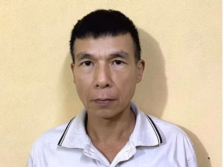 Đối tượng Lê Phú Tuân tại Cơ quan Cảnh sát điều tra, Công an huyện Chiêm Hóa.