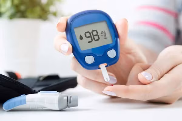 Người bệnh tiểu đường khi bị trầm cảm sẽ có biểu hiện mất sức sống, căng thẳng, mệt mỏi.