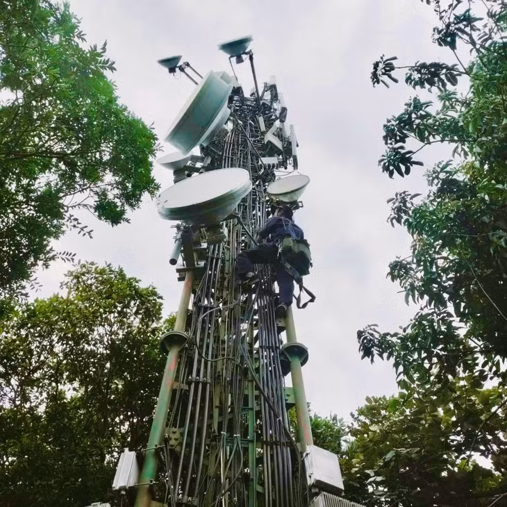 VNPT Quảng Ninh đầu tư, lắp đặt trạm phát sóng 4G tại đảo Titop (TP Hạ Long). Ảnh do đơn vị cung cấp