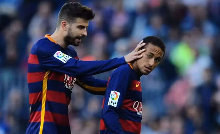 Neymar là huyền thoại Barca.