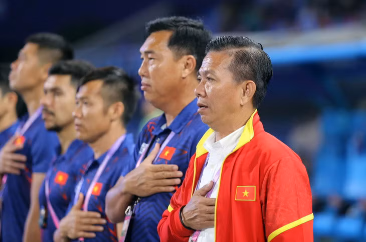HLV Hoàng Anh Tuấn đảm nhiệm vai trò HLV trưởng U23 Việt Nam tại Giải U23 Đông Nam Á 2023 và Asiad 19 - Ảnh: NGUYÊN KHÔI
