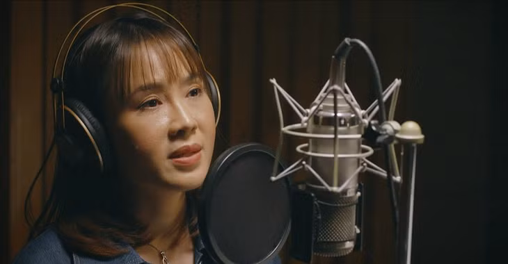Tạo hình của Hồng Diễm trong Trạm cứu hộ trái tim.