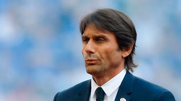 Antonio Conte vẫn đang trong cảnh thất nghiệp.