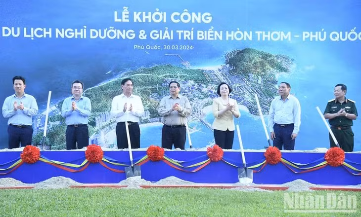 Thủ tướng Phạm Minh Chính dự lễ khởi công Tổ hợp du lịch nghỉ dưỡng và giải trí biển Hòn Thơm - Phú Quốc.