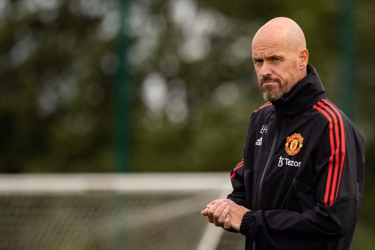 Man Utd muốn có thêm tiền đạo, trung vệ và hậu vệ cánh trái mới.