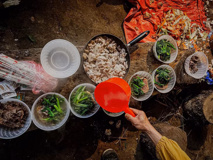 Bữa ăn hòa mình vào thiên nhiên