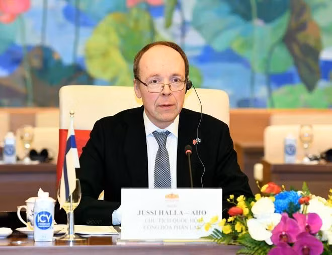 Chủ tịch Quốc hội Cộng hòa Phần Lan Jussi Halla-aho phát biểu. (Ảnh: Nhan Sáng/TTXVN)
