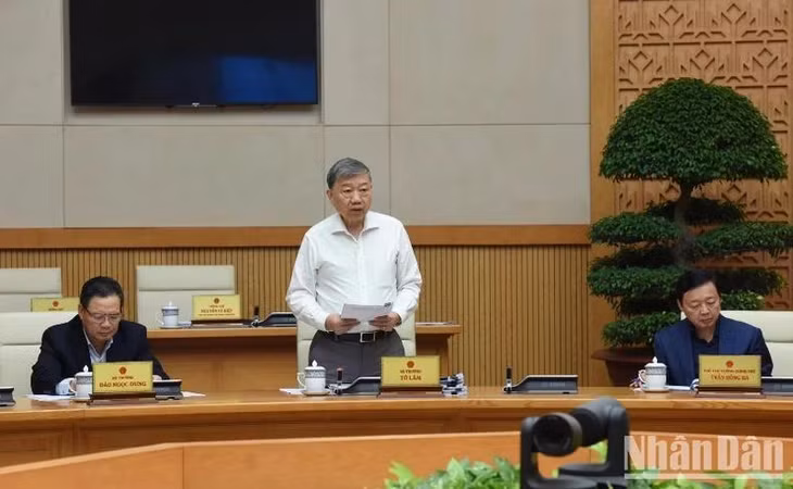 Đại tướng, Bộ trưởng Công an Tô Lâm phát biểu tại phiên họp.