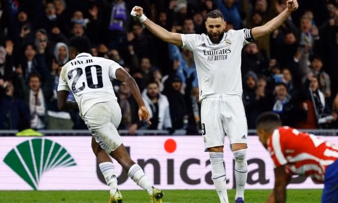 Benzema và Vinicius tỏa sáng trong hiệp phụ để đưa Real đi tiếp. Ảnh: Reuters