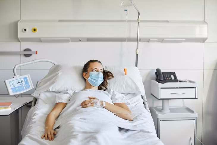 Nhiều F0 có chỉ số SpO2 thấp tới mức báo động nhưng cơ thể không có triệu chứng bất thường. Ảnh: Freepik.