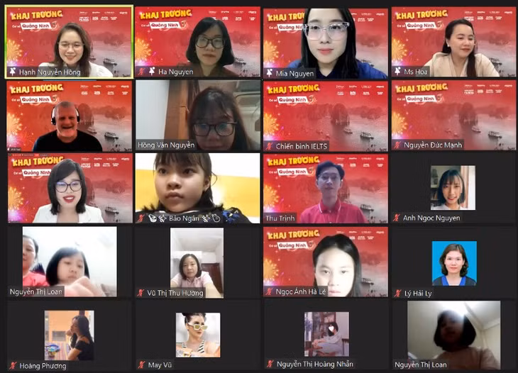 Học sinh, người đi làm tham gia khai trương IELTS Fighter và Anh ngữ Ms Hoa