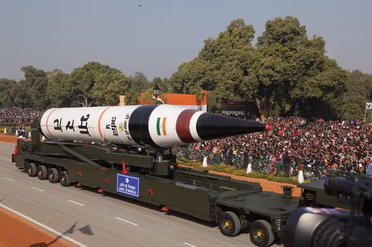 Một tên lửa tầm xa của Ấn Độ. Ảnh: AFP.