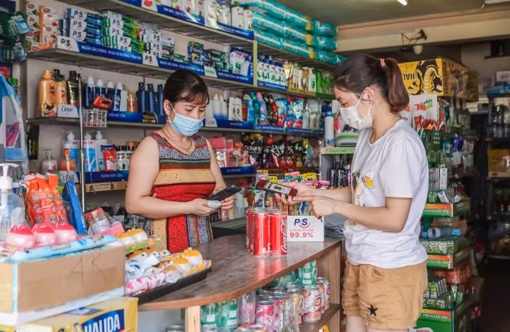 Người tiêu dùng có thể mua hàng giá tốt hơn tại tạp hóa liên kết VinShop.