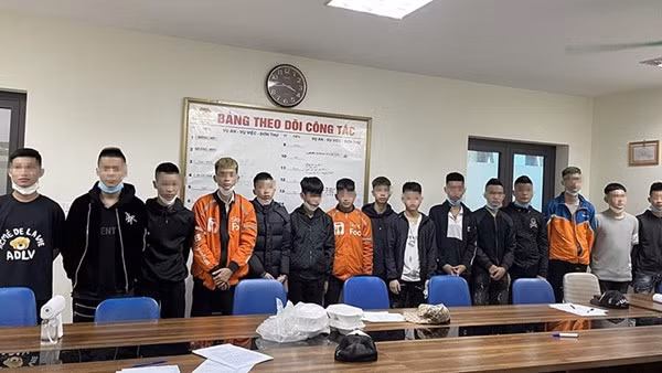Công an quận Hà Đông hiện đang tạm giữ 18 đối tượng trong vụ hỗn chiến.