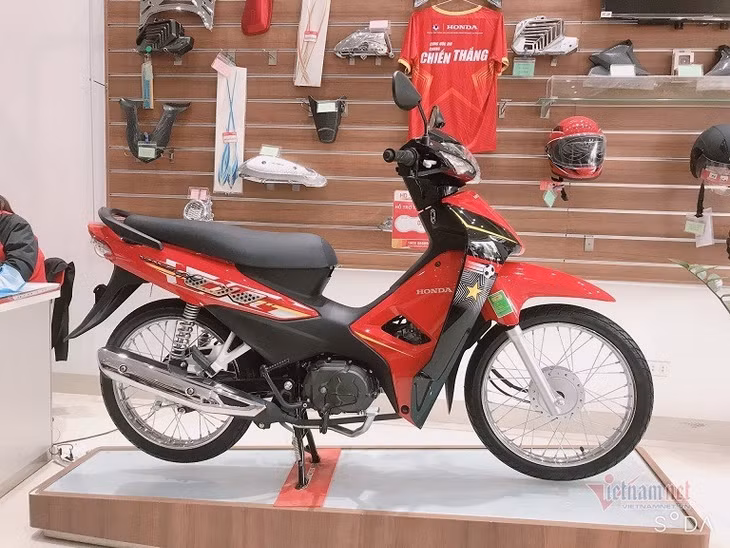 Honda Wave Alpha lần đầu có giá bán lên đến 20 triệu đồng.