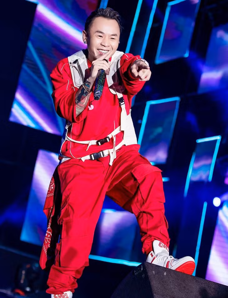 Son Tung anh 2