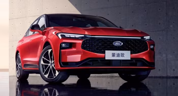Ford Mondeo 2022 chính thức chốt giá bán