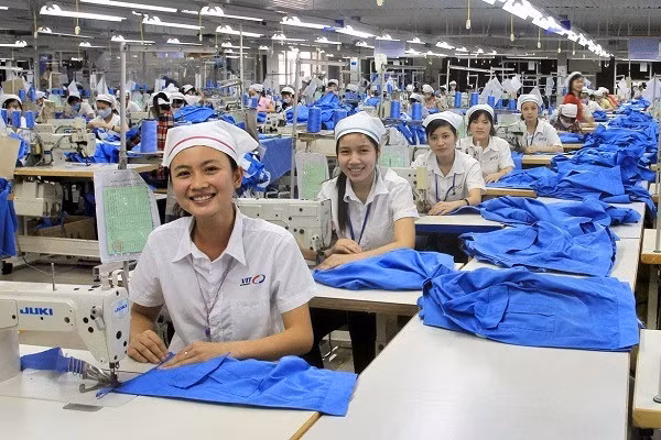 Bộ LĐTB&amp;XH đề xuất người lao động tham gia đóng BHXH 15 năm sẽ được nhận lương hưu khi hết tuổi lao động