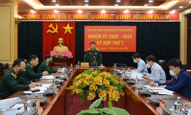 De nghi thi hanh ky luat Ban thuong vu Dang uy Hoc vien Quan y hinh anh 1