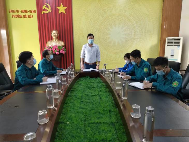 Buổi sinh hoạt của Chi bộ Quân sự phường Hải Hòa, tháng 3/2022