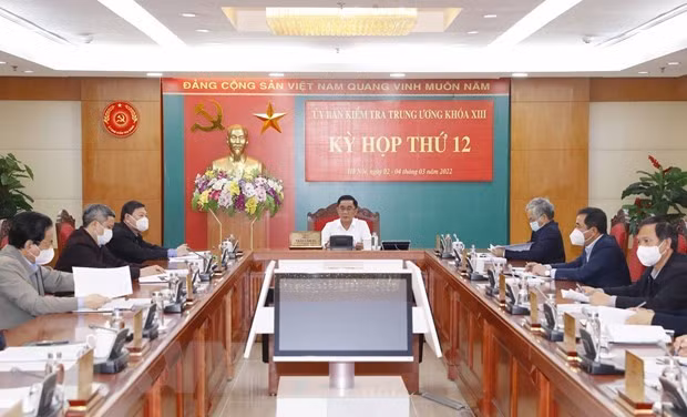 Phong, chong tham nhung, tieu cuc: