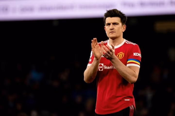 Man Utd gặp khó trong cuộc đua top 4.