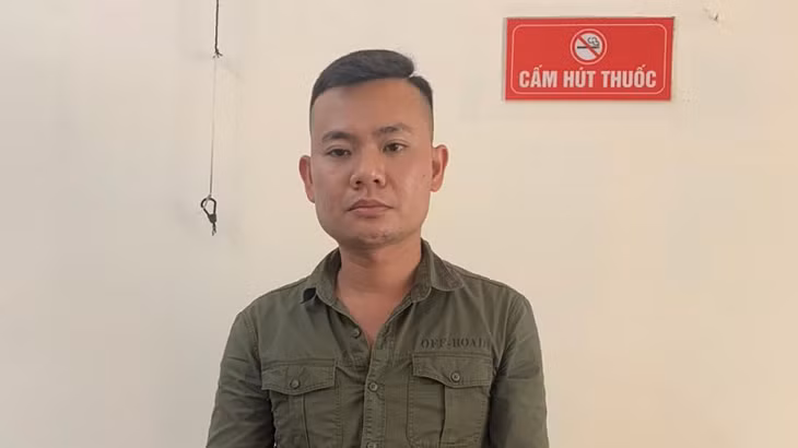 Nguyễn Ngọc Huân tại cơ quan Công an.
