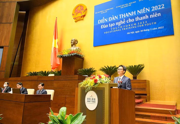 Phó Thủ tướng Vũ Đức Đam phát biểu tại Diễn đàn. (Ảnh: Duy Linh)