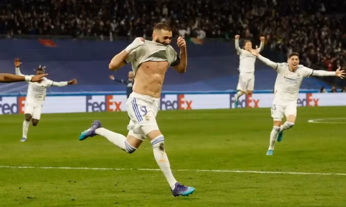 Benzema đánh dấu trận thứ 500 đá chính cho Real bằng màn trình diễn chói sáng. Ảnh: AP.