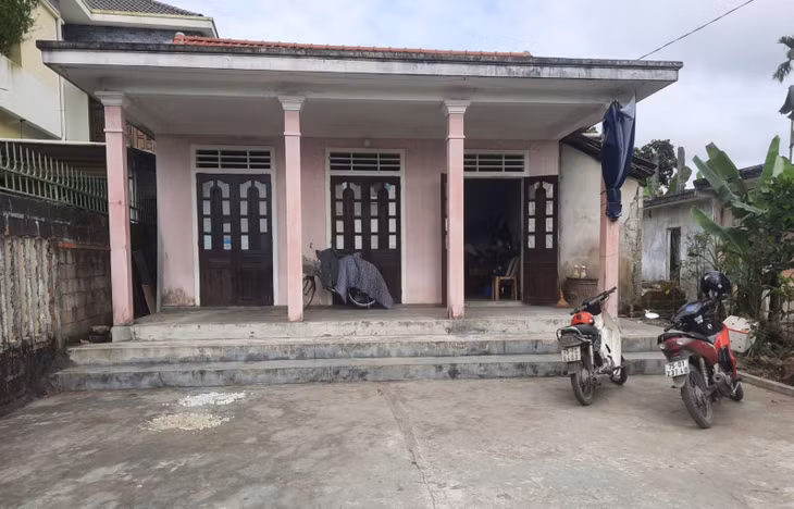 Ngôi nhà nơi xảy ra sự việc ông Thắng đánh vợ tử vong.