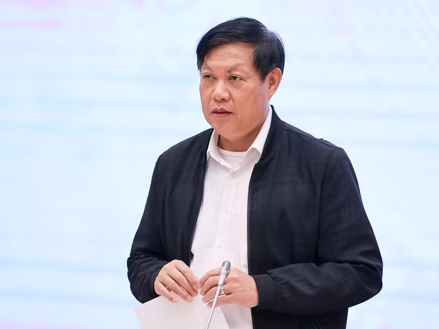 Thứ trưởng Bộ Y tế Đỗ Xuân Tuyên: Phấn đấu trong tháng 3 này, chúng ta đưa được 7 triệu liều vaccine Pfizer về tiêm cho trẻ. Ảnh: VGP/Nhật Bắc