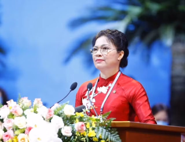 Bà Hà Thị Nga, Ủy viên Ban Chấp hành Trung ương Đảng, Đại biểu Quốc hội khóa XV, Chủ tịch Hội LHPN Việt Nam khóa XII tái đắc cử Chủ tịch Hội LHPN Việt Nam khóa XIII.