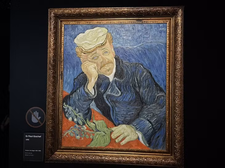 Chân dung bác sĩ Gachet được cho là bức tranh đắt nhất của Van Gogh tính đến thời điểm hiện tại. Bức tranh được bán với giá 82,5 triệu USD vào năm 1990 từng là bức tranh có giá cao nhất thế giới. Bác sĩ Gachet, nhân vật chính của bức tranh là người đã chăm sóc và chữa trị cho Van Gogh trong những ngày tháng cuối cùng của danh họa.
