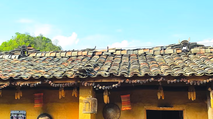Du lịch không những giúp bản làng thêm văn minh, sạch đẹp mà còn giúp bà con có điều kiện giữ gìn bản sắc văn hóa dân tộc