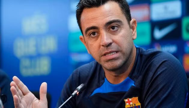 Xavi có thể phải rời Barca.