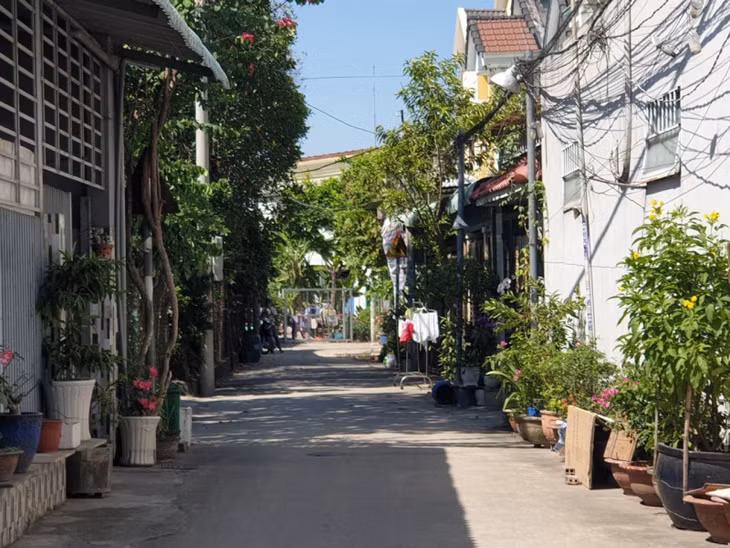 Khụ vực nhà trọ nơi xảy ra vụ giết người.