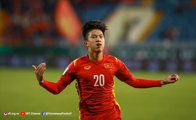 Tiền vệ Phan Văn Đức có cơ hội trở lại tuyển Việt Nam sau khi hồi phục chấn thương. Ảnh: VFF