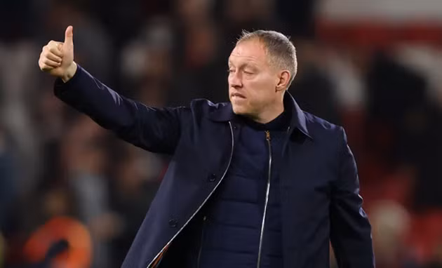 Steve Cooper đang gặp khó.