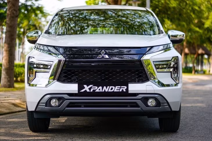 Xpander tiếp tục trụ vững ngôi vua. Ảnh: Vĩnh Phúc.