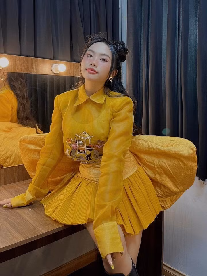 Phương Mỹ Chi lần đầu “khuynh đảo” bảng xếp hạng Làn Sóng Xanh.