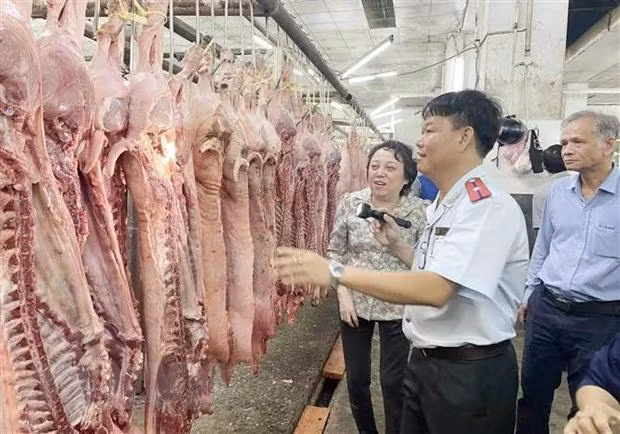 Thủ tướng yêu cầu triển khai nhiều giải pháp bảo đảm nguồn cung sản phẩm trong các tháng cuối năm 2023 và đầu năm 2024. (Ảnh: TTXVN)