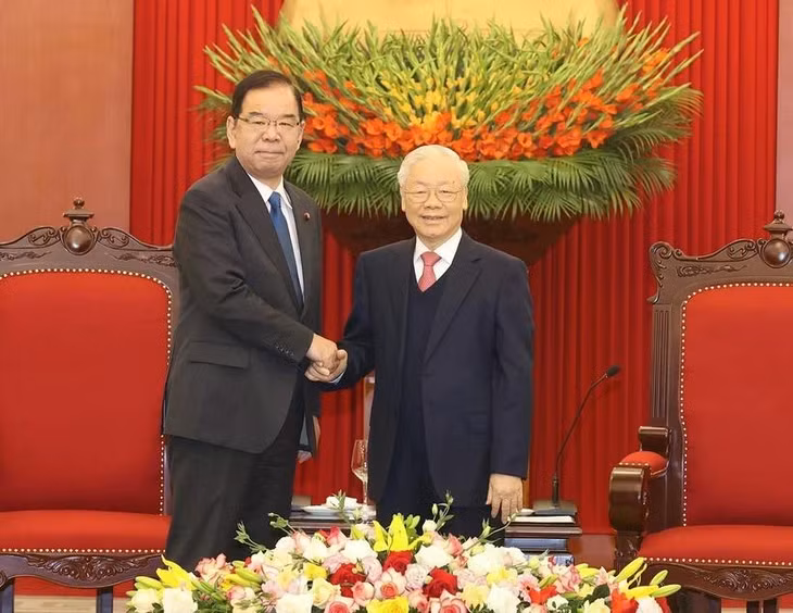 Tổng Bí thư Nguyễn Phú Trọng tiếp ông Shii Kazuo, Chủ tịch Đoàn Chủ tịch Ban Chấp hành Trung ương Đảng Cộng sản Nhật Bản sang thăm và làm việc tại Việt Nam. (Ảnh: Trí Dũng/TTXVN)