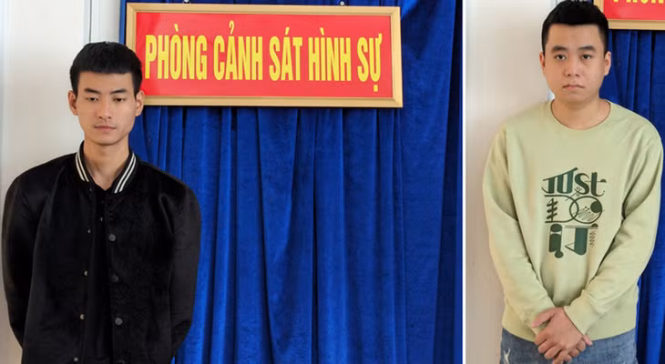 Lê Quang Khánh (trái) và Đỗ Mạnh Hà tại cơ quan Công an.