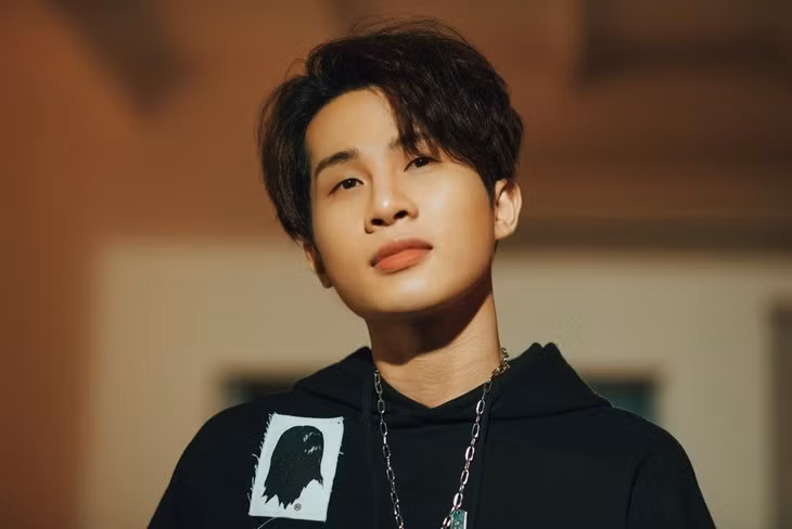 Jack (trái) và Hiền Hồ đều trở lại sau scandal trong năm 2023.