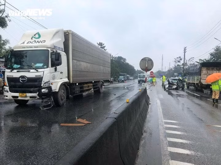 Hiện trường vụ tai nạn. (Ảnh: N.T)