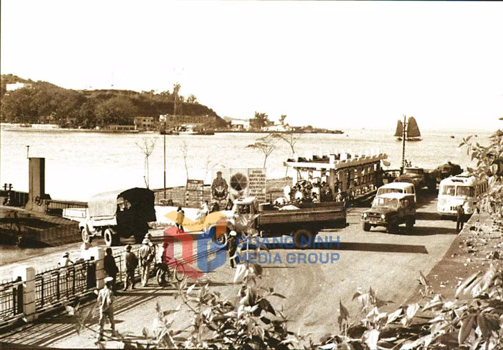 Bến phà Bãi Cháy thời kỳ chống mỹ. Ảnh: Đỗ Kha