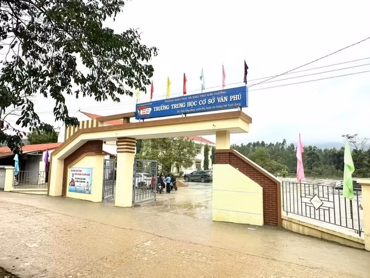 Trường THCS Văn Phú, huyện Sơn Dương, tỉnh Tuyên Quang nơi xảy ra sự việc học sinh quây cô giáo.