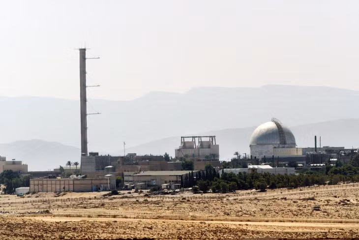 Khung cảnh nhà máy hạt nhân Dimona, phía Nam Israel. Ảnh: AFP