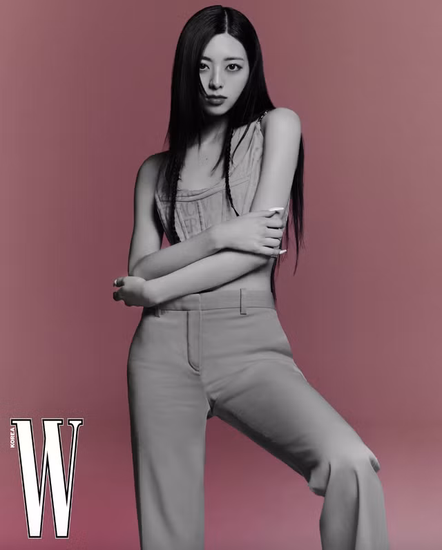 Những ngôi sao K-Pop thế hệ mới tạo xu hướng thời trang - Ảnh 3.