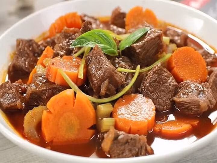 Những thực phẩm giàu đạm sẽ giúp gia tăng miễn dịch. (Ảnh minh hoạ)